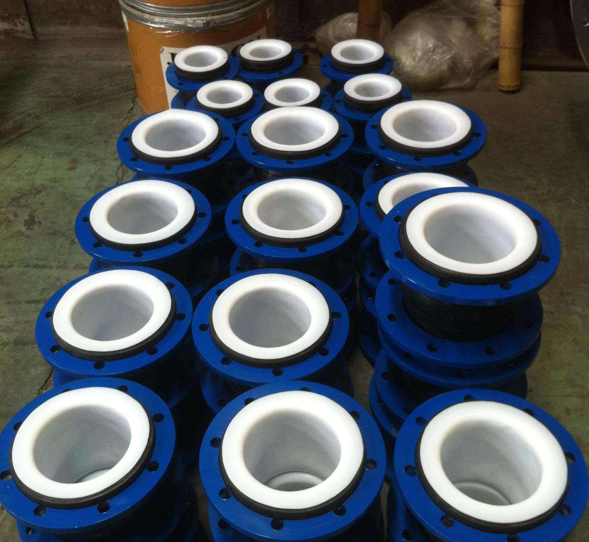 2 內襯四氟橡膠接頭.jpg